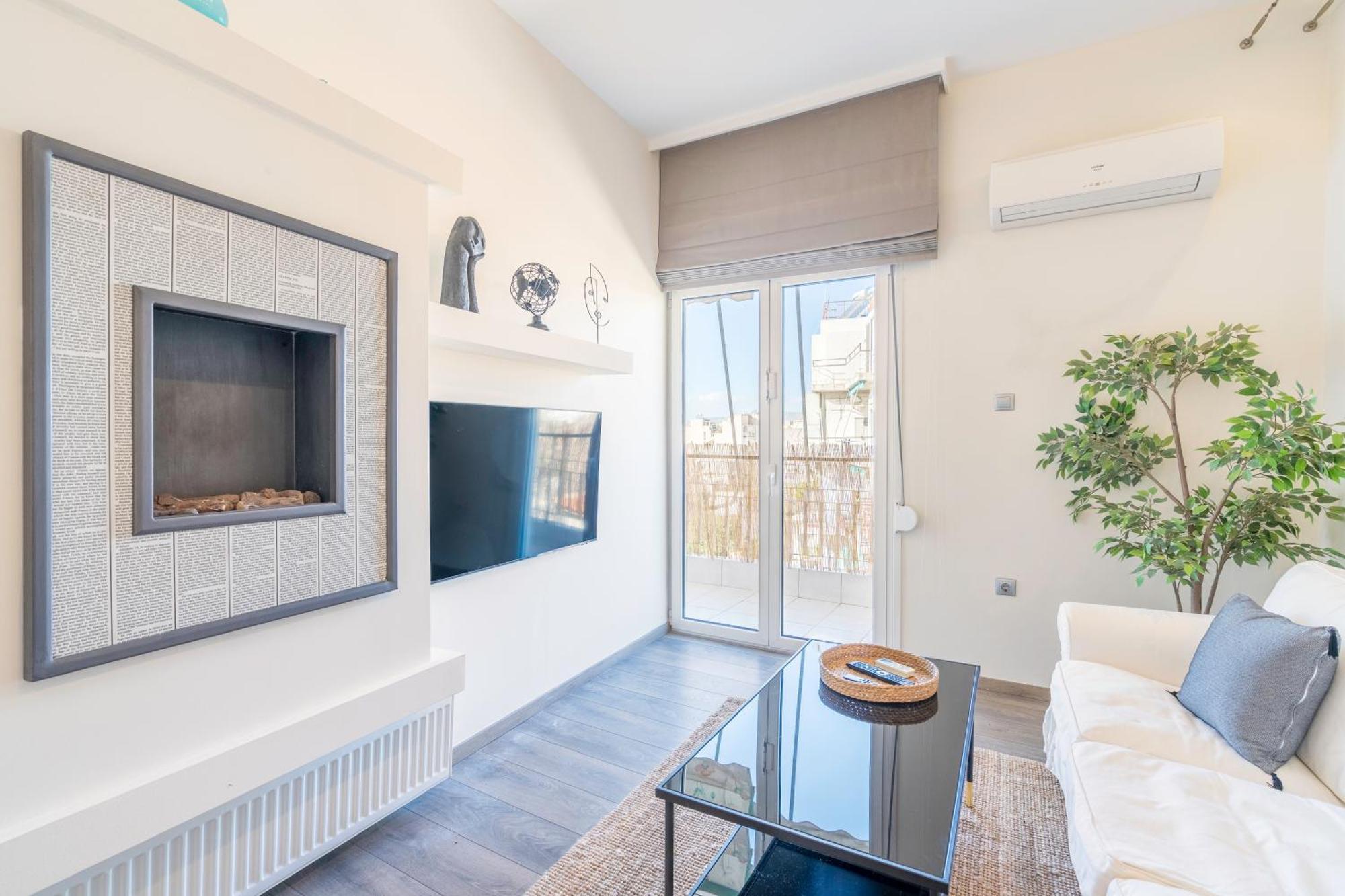 אתונה City Oasis: Newly Renovated 2Br Apt In City Center מראה חיצוני תמונה