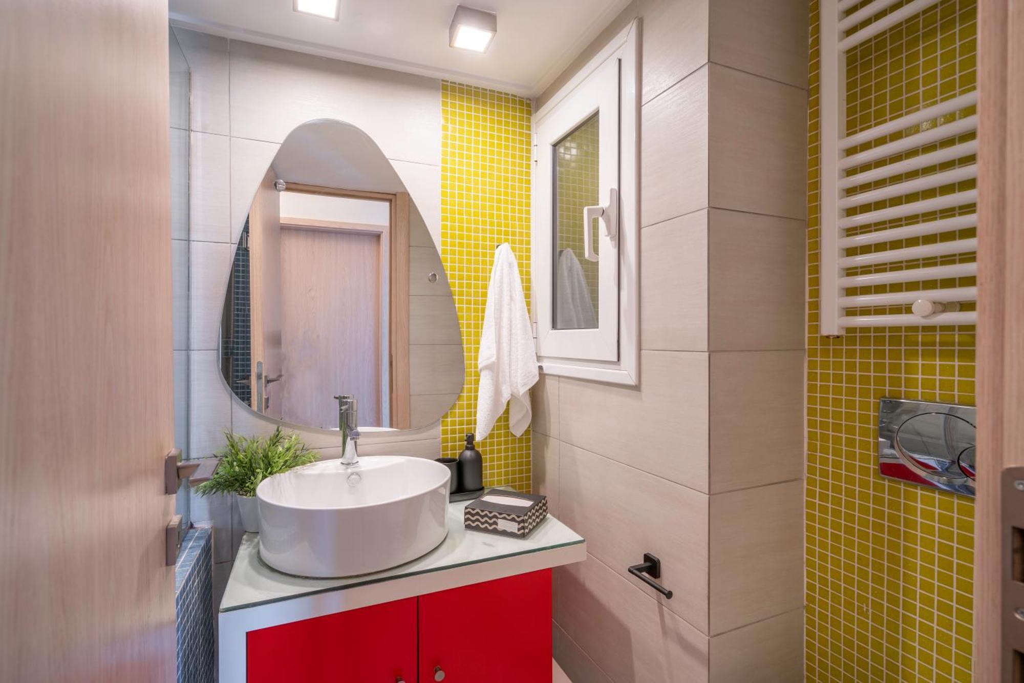 אתונה City Oasis: Newly Renovated 2Br Apt In City Center מראה חיצוני תמונה