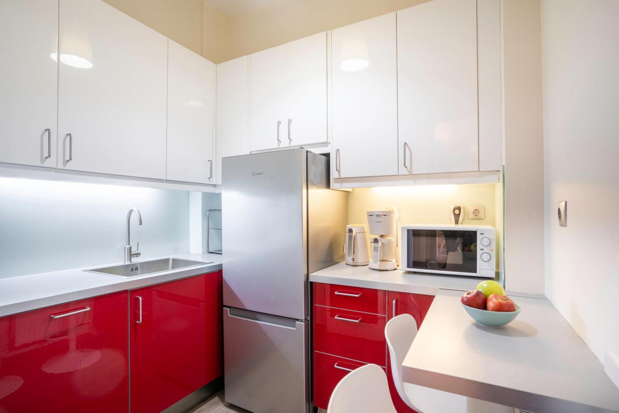 אתונה City Oasis: Newly Renovated 2Br Apt In City Center מראה חיצוני תמונה
