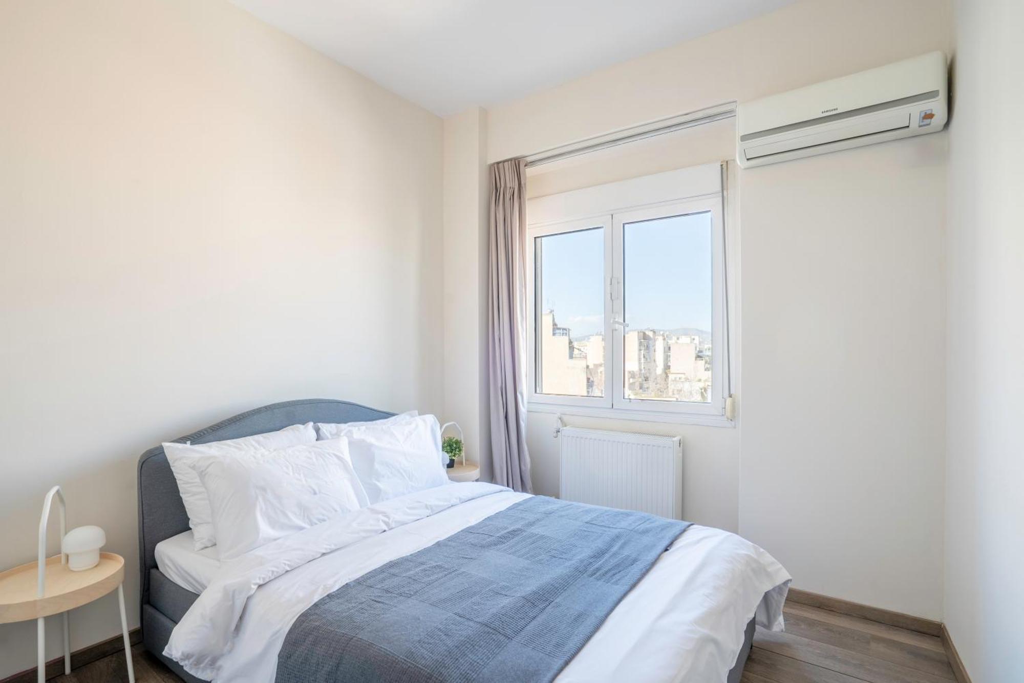 אתונה City Oasis: Newly Renovated 2Br Apt In City Center מראה חיצוני תמונה